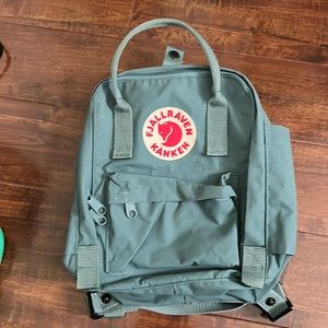 Fjallraven Kanken Mini Backpack Frost Green